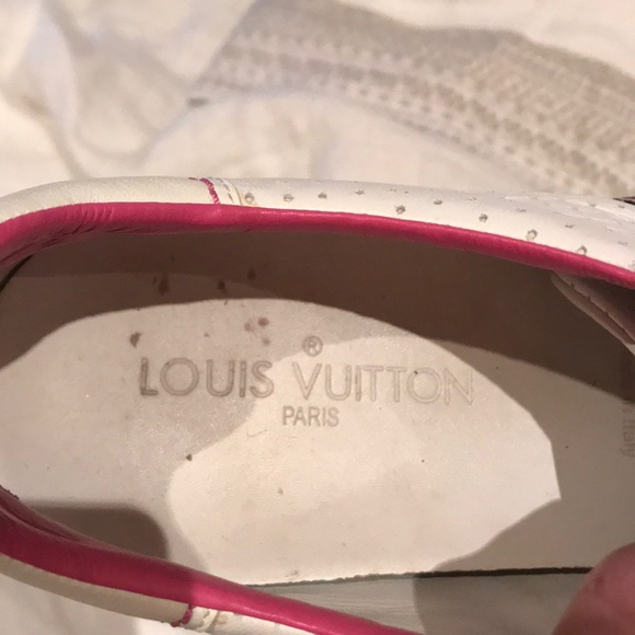 Gorgeous LV sneakers, 9/10 condition. - Picture 5 of 7